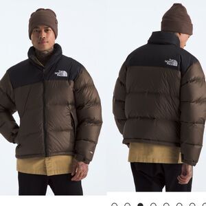 NWT The North Face 700 Retro Nuptse Jacket Men’s Small - Smokey Brown TNF Black